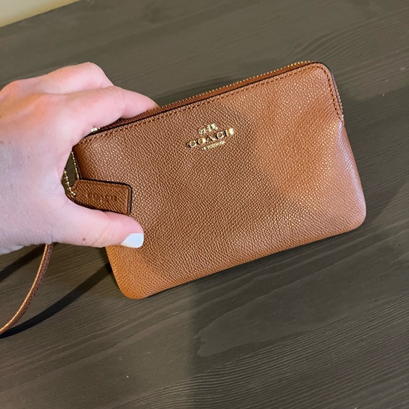 Coach Pebble Leather Wristlet - Picture 4 of 8